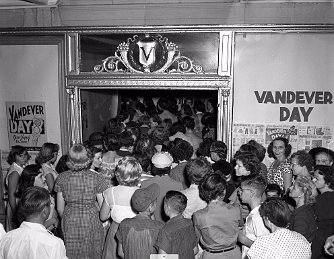 Shoppers at Tulsa Vandevers Sale